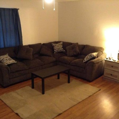 1 Bedroom Apartment For You! Next To Fort Sill لوتون المظهر الخارجي الصورة