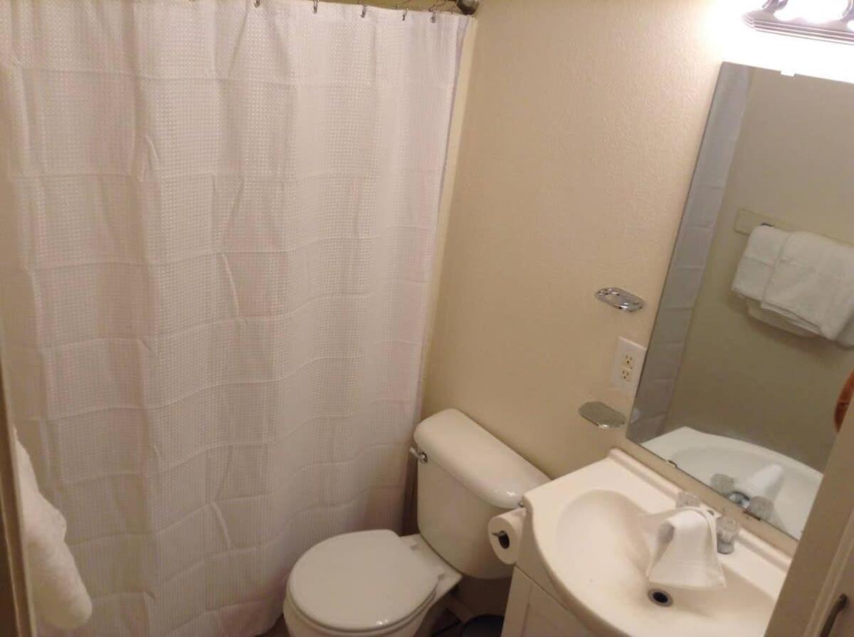 1 Bedroom Apartment For You! Next To Fort Sill لوتون المظهر الخارجي الصورة