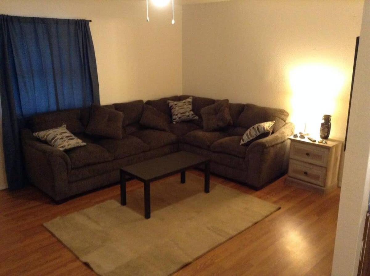 1 Bedroom Apartment For You! Next To Fort Sill لوتون المظهر الخارجي الصورة
